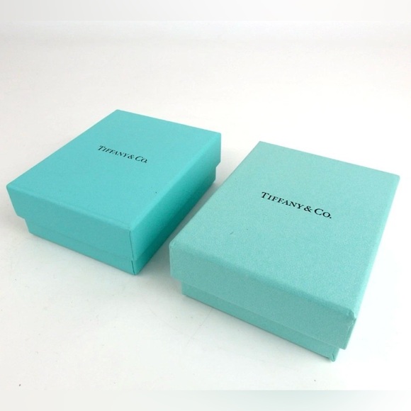 2-Pc Tiffany & Co. Boxes 💙 - Picture 4 of 4